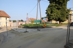 435A8975